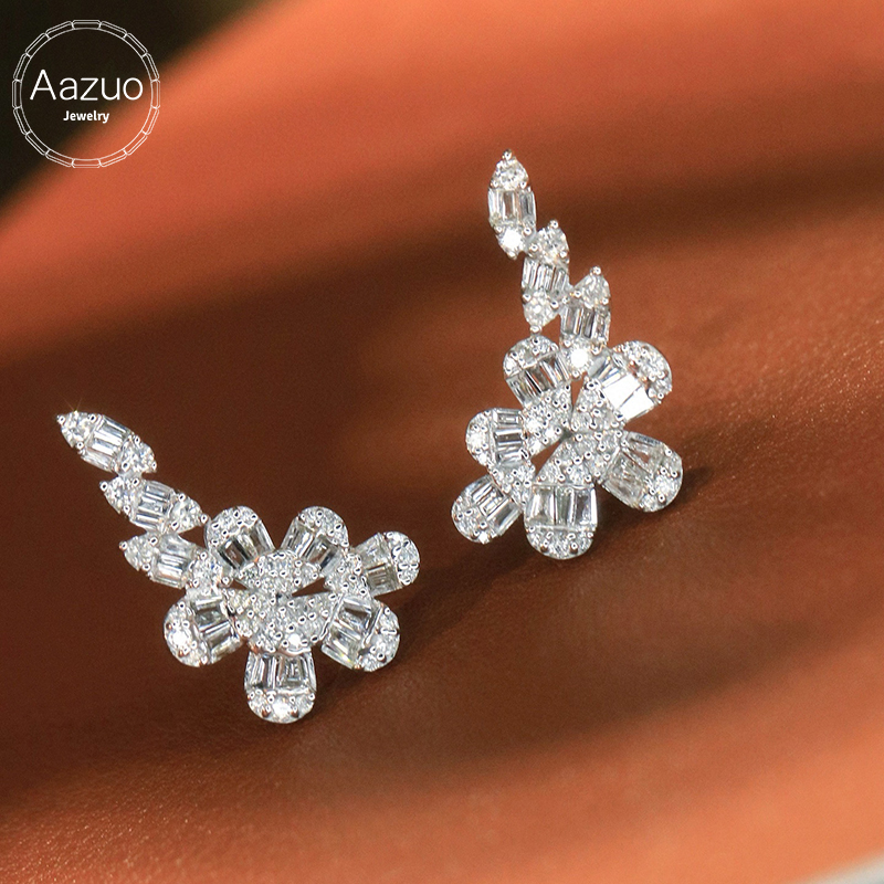Diamond Stud Earrings - مجوهرات أازو الفاخرة من الذهب الأبيض