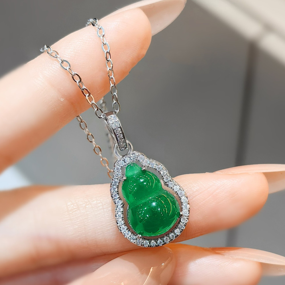 Crystal Choker Necklace - العقيق الأخضر الطبيعي أحجار كريمة من