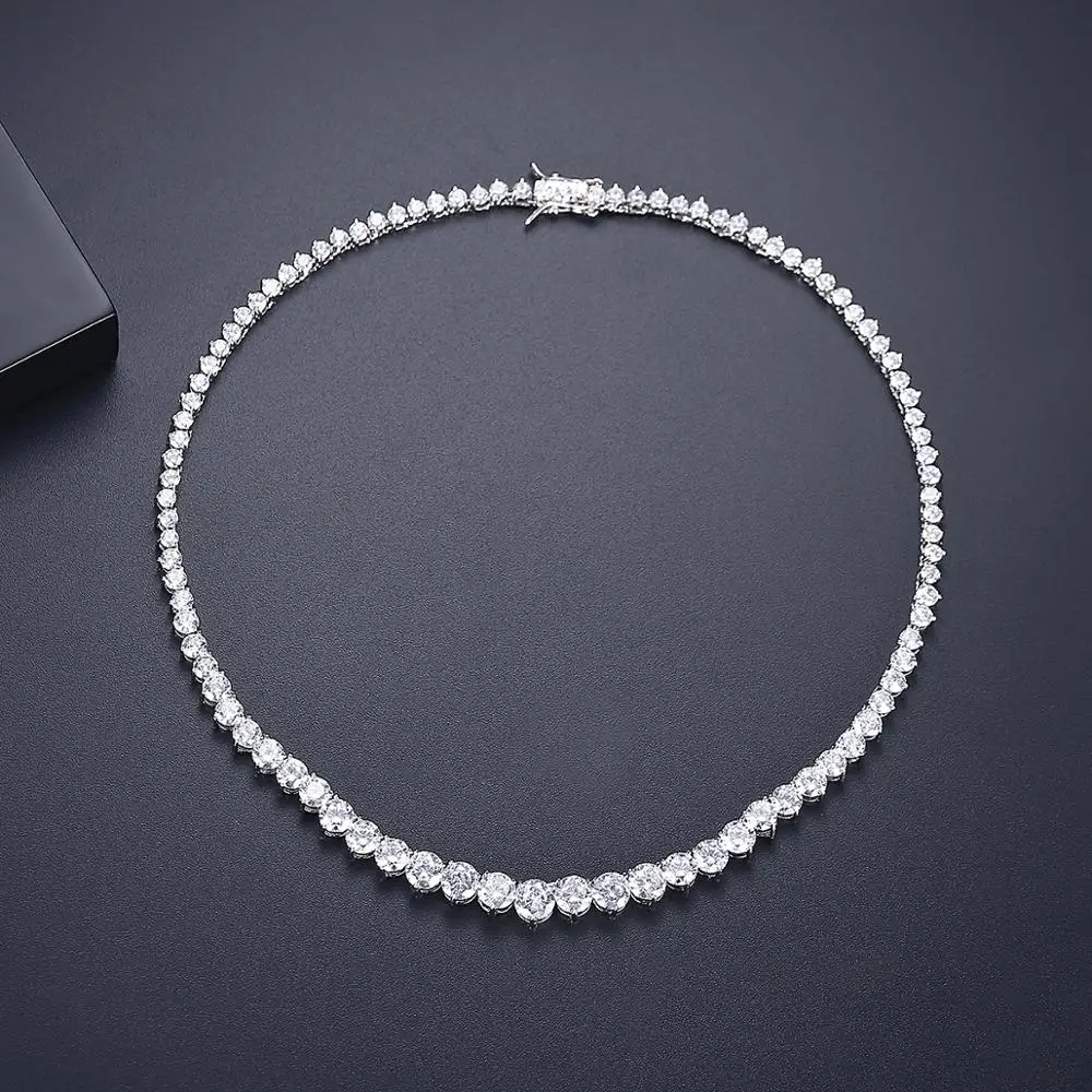 فاخر مصمم 7 مللي متر مثلج خارج - مراجعة Crystal Choker Necklace وسعره