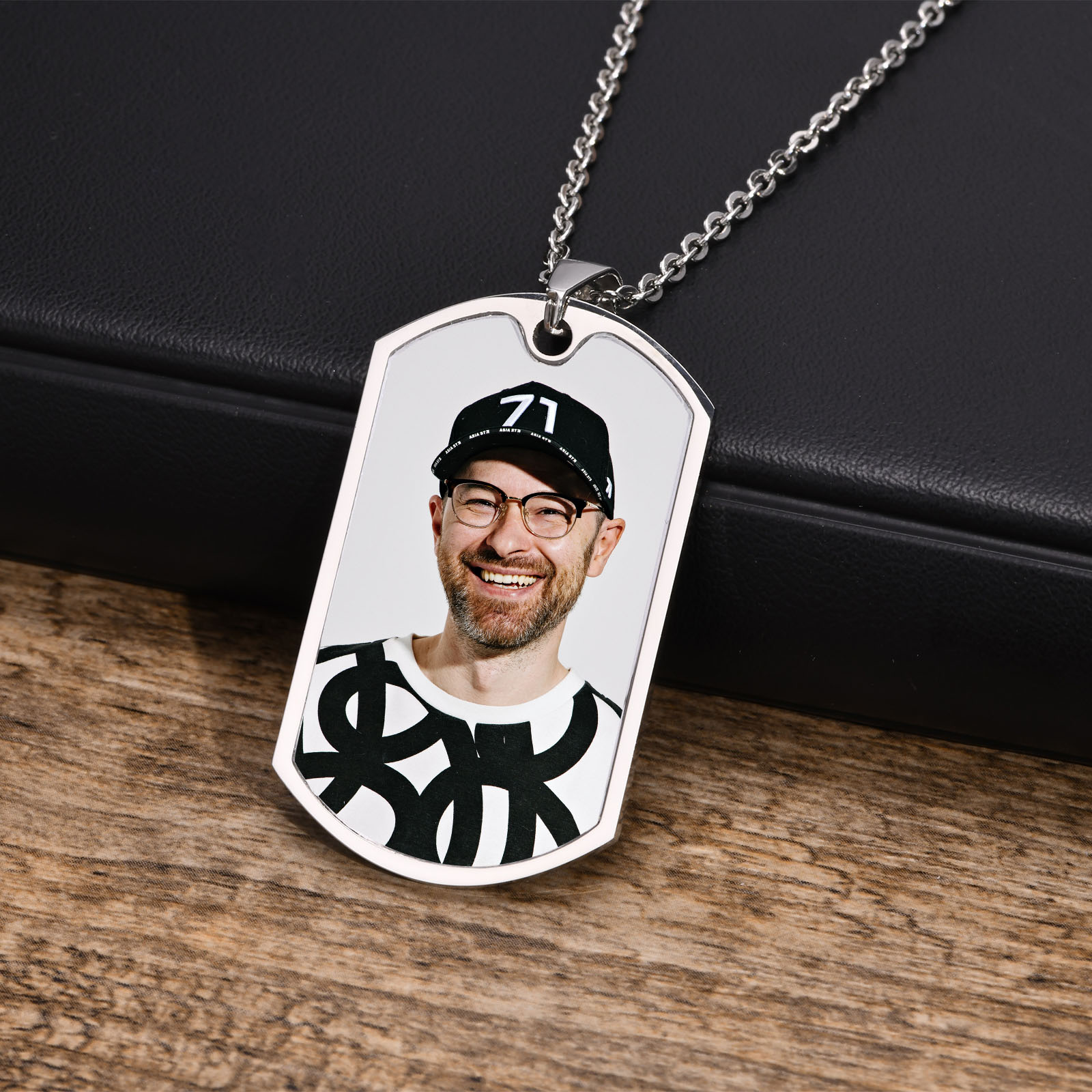 Vnox صور مخصصة مجانية الكلمات  - مراجعة Mens Dog Tag Necklace وسعره