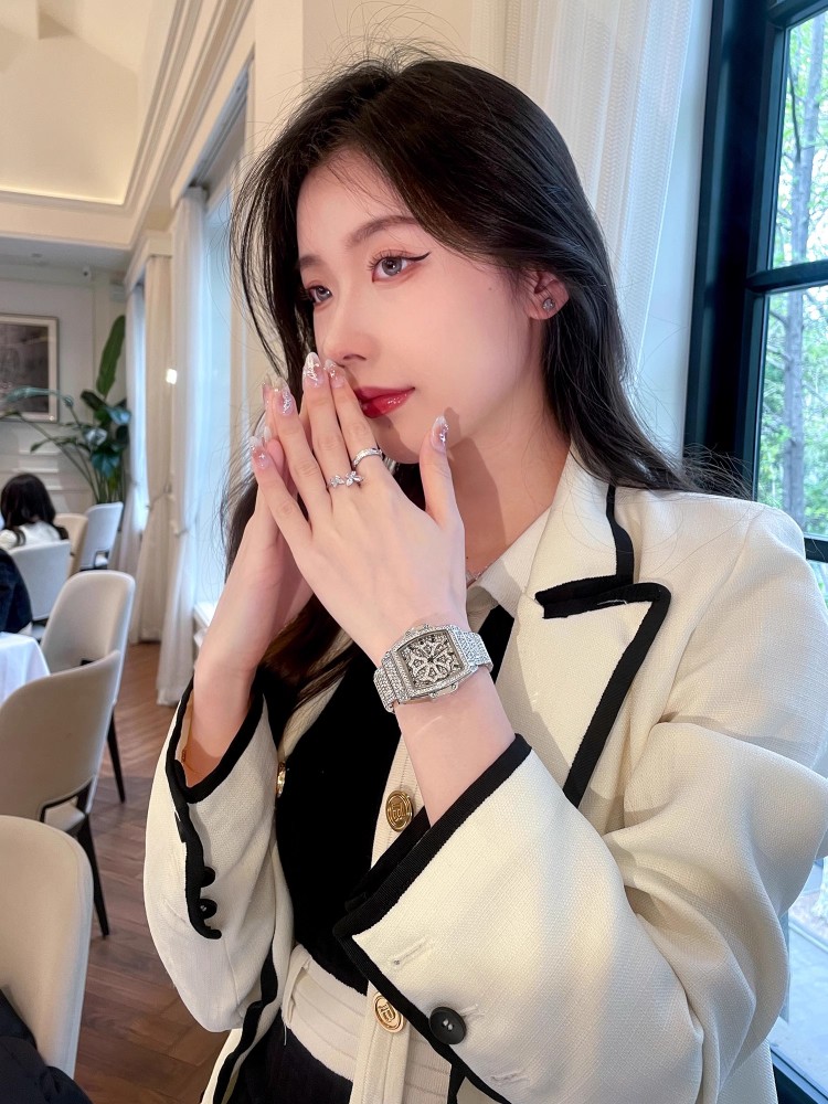 مكتب السيدات العمل لامعة الماس - مراجعة Jewelry Clasp Watches وسعره