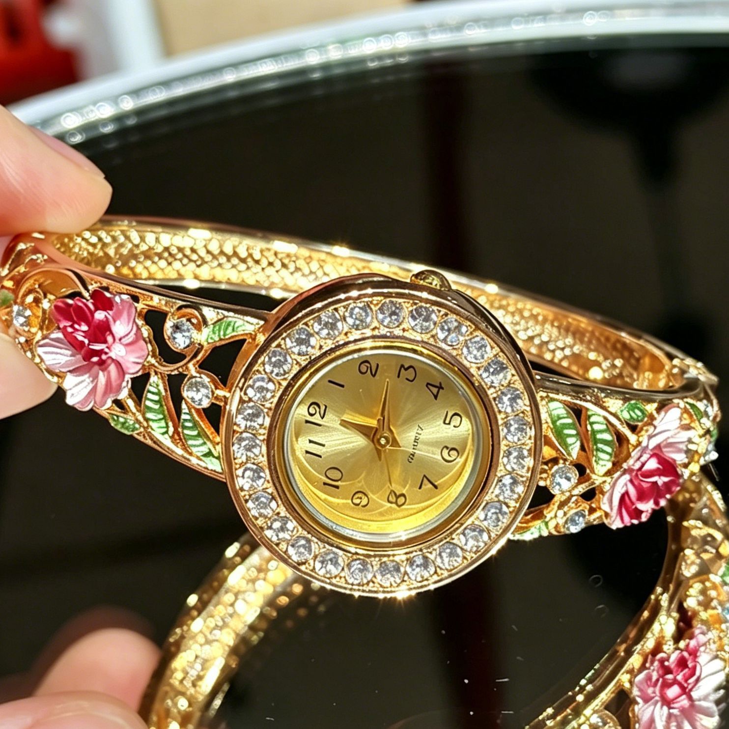 ساعة يد نسائية بتصميم زهرة مطل - مراجعة Jewelry Watches Vintage وسعره