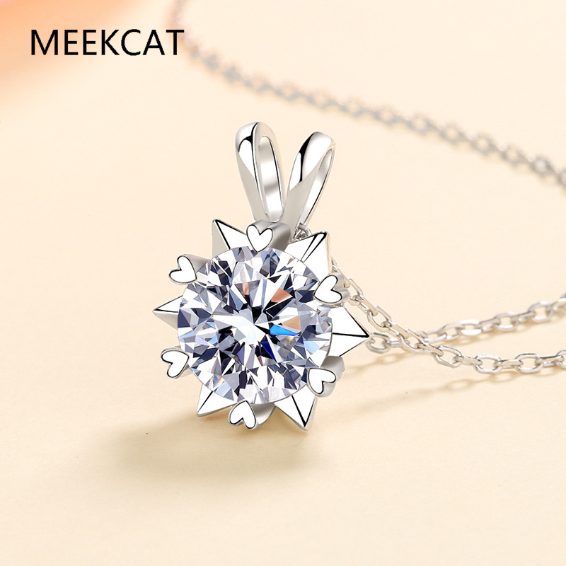 قلادة هالو مويسانيت للنساء، قل - مراجعة Crystal Choker Necklace وسعره