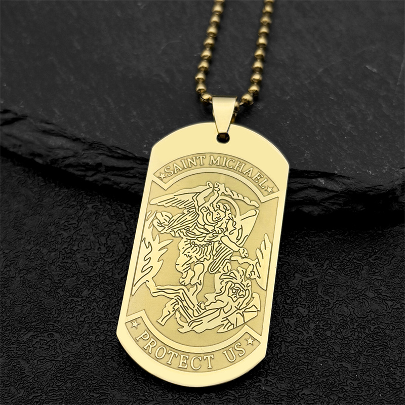 سانت مايكل يحمينا قلادة الملاك - مراجعة Mens Dog Tag Necklace وسعره