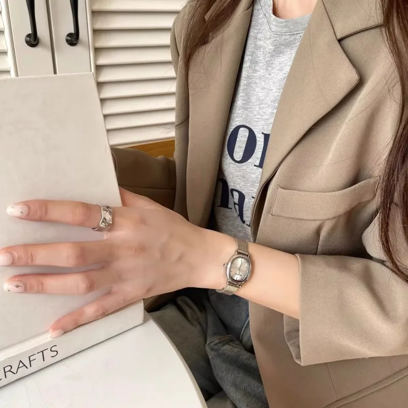 صغيرة البيضاوي الهاتفي الأخضر  - مراجعة Jewelry Watches Women وسعره