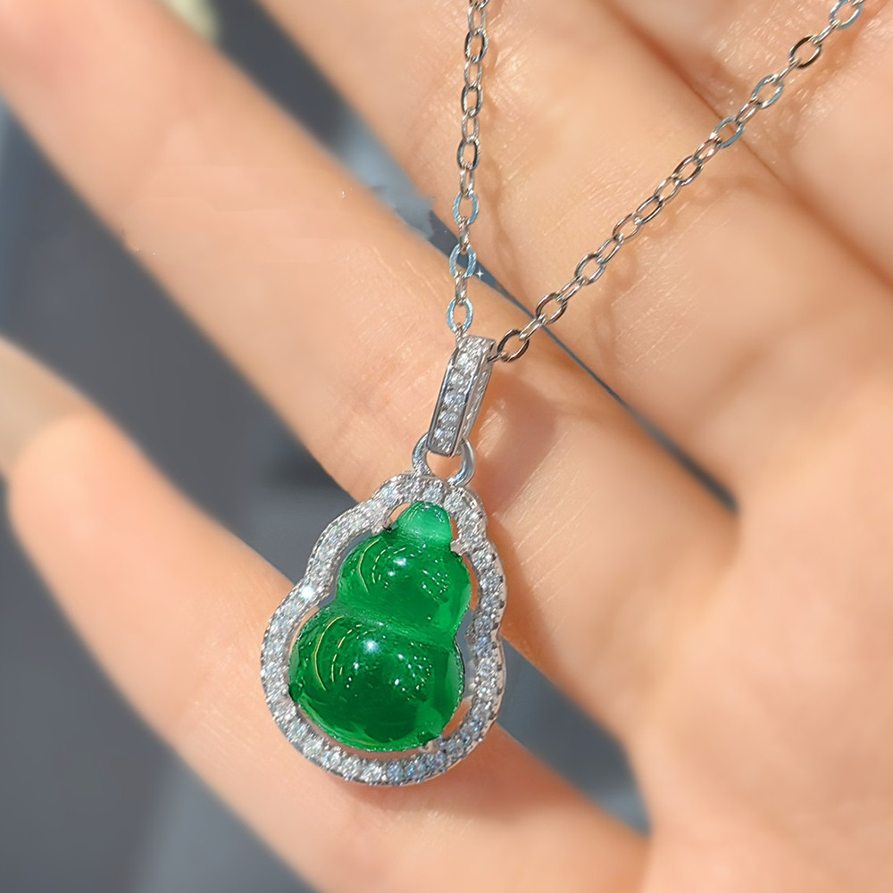 العقيق الأخضر الطبيعي أحجار كر - مراجعة Crystal Choker Necklace وسعره
